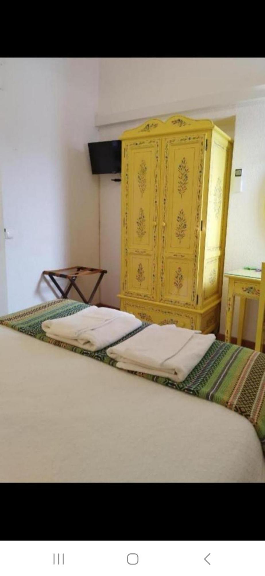 Mont' Sobro Hostel Evora Luaran gambar